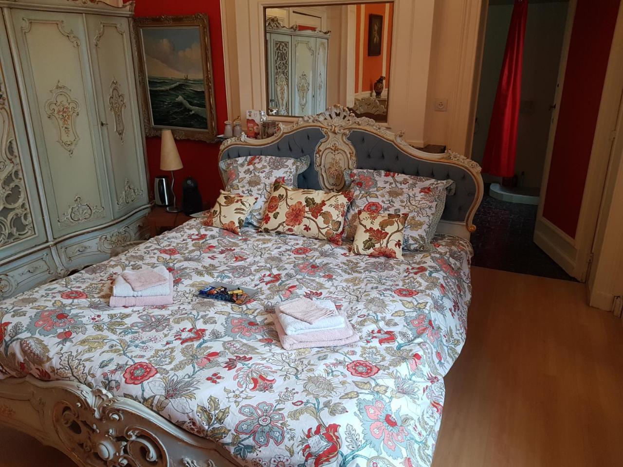 Chateau Lambert Moulinsart Hotel, Shuttle Airport, Long Term Parking, Snooker, Large Terrasse, Dinner, Breakfast Charleroi Exterior foto